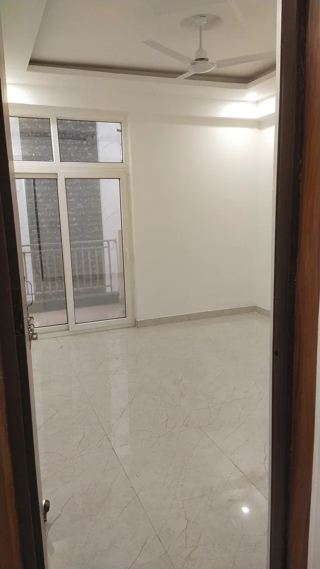 Builder Floor for Sale in Jalpura, Greater Noida