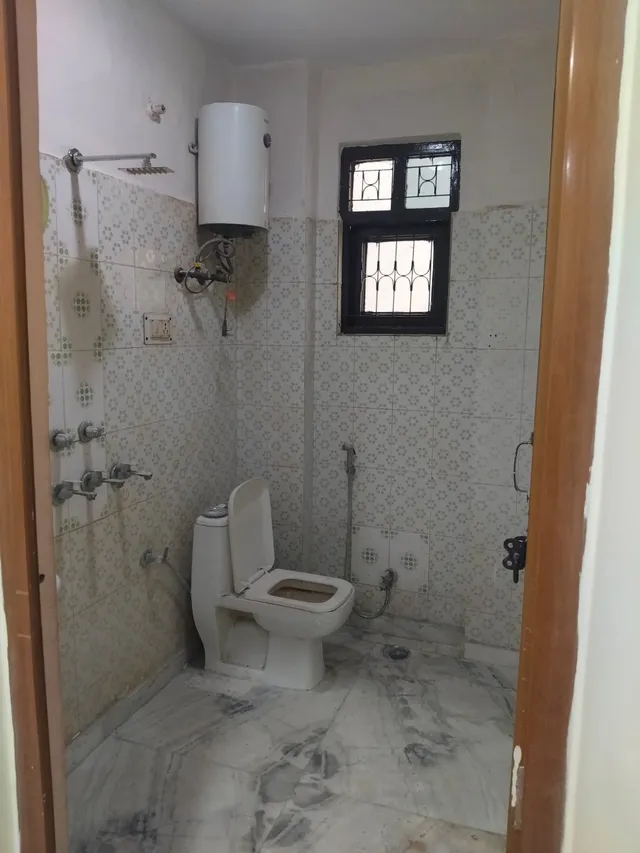 Flat for Sale in Kaushambi, Ghaziabad
