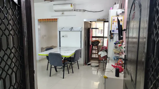 Flat for Sale in Khodiyar Nagar, Nikol, Ahmedabad